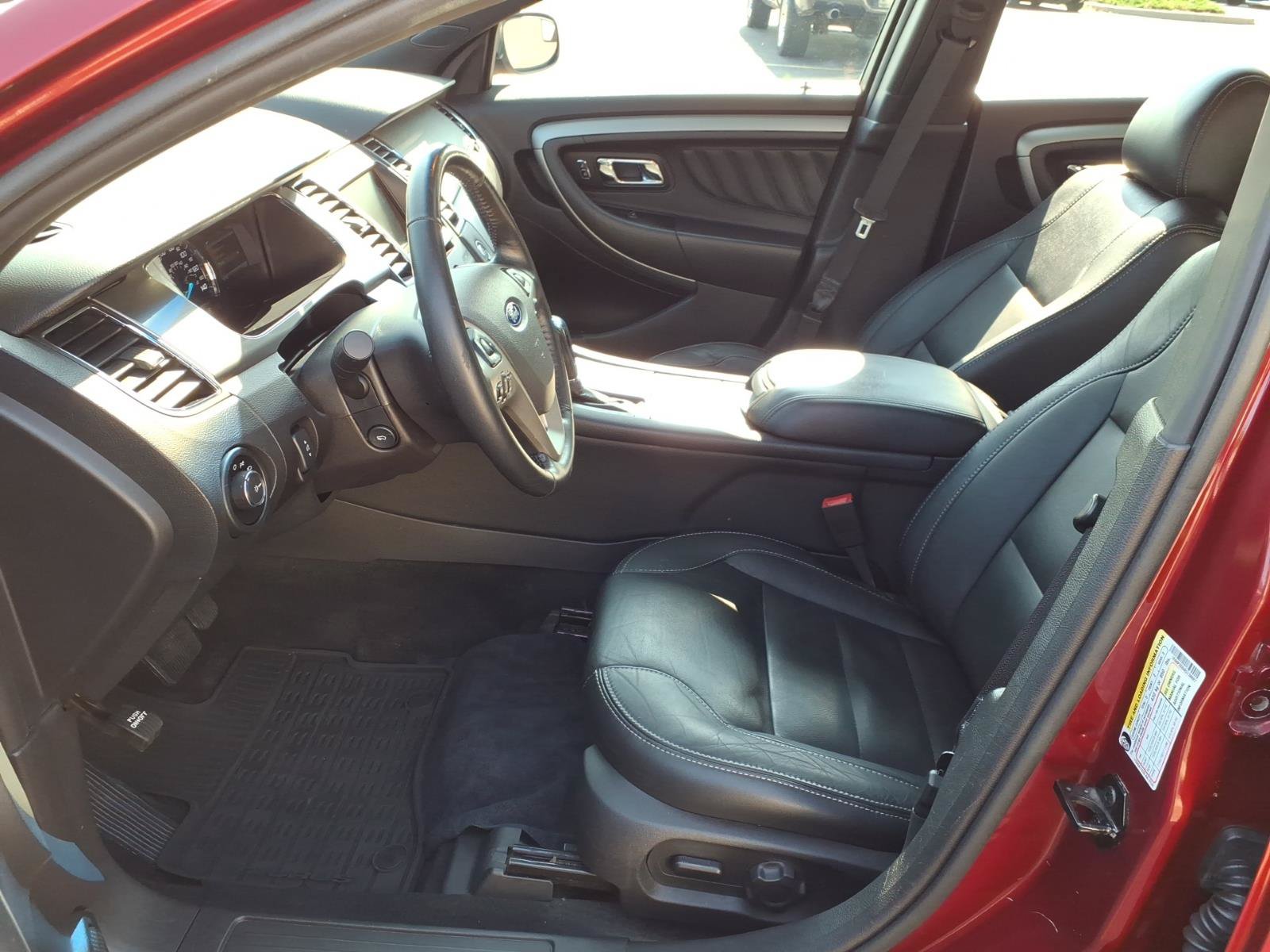 Used 2014 Ford Taurus SEL w/ Equipment Group 201A FWD image 4