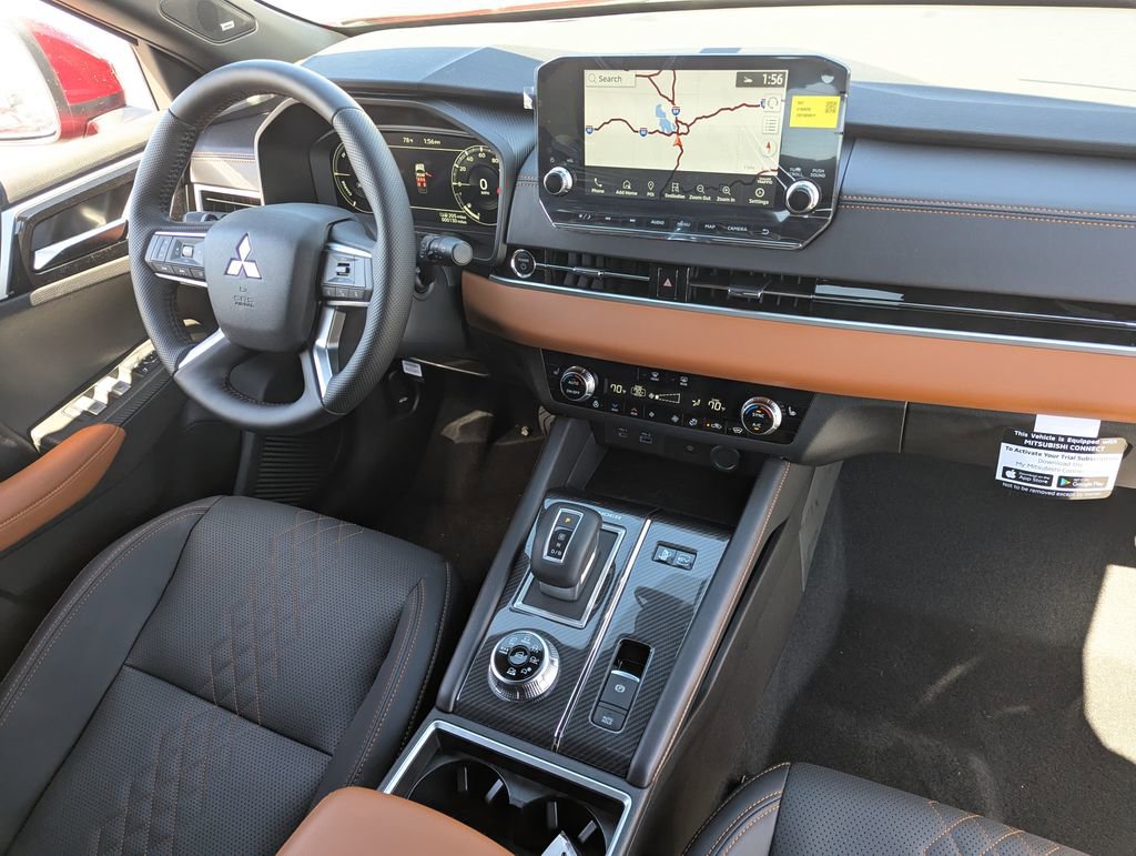 Used 2025 Mitsubishi Outlander 4WD Plug-In Hybrid image 37