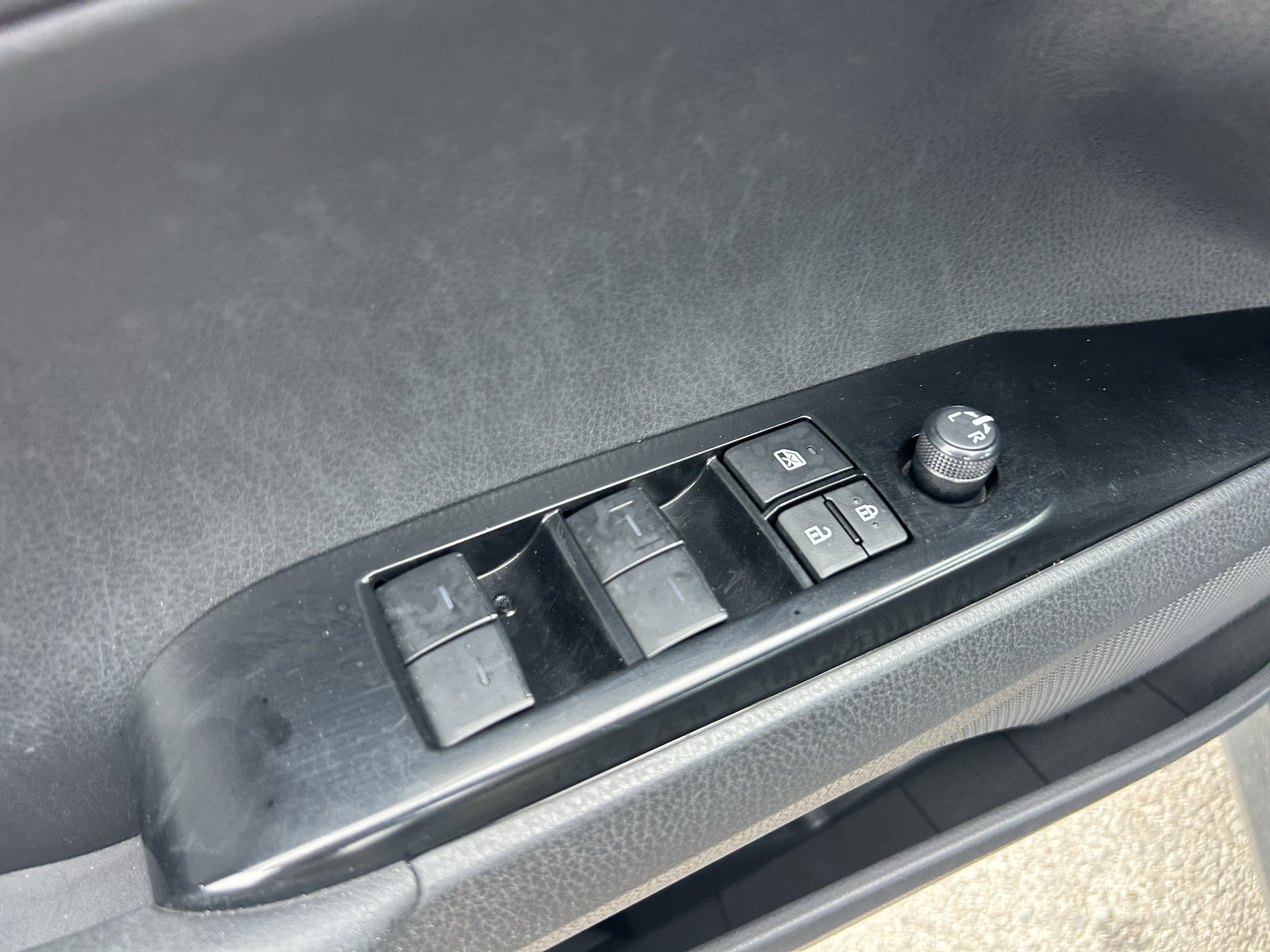 Used 2025 Toyota Camry LE FWD image 29