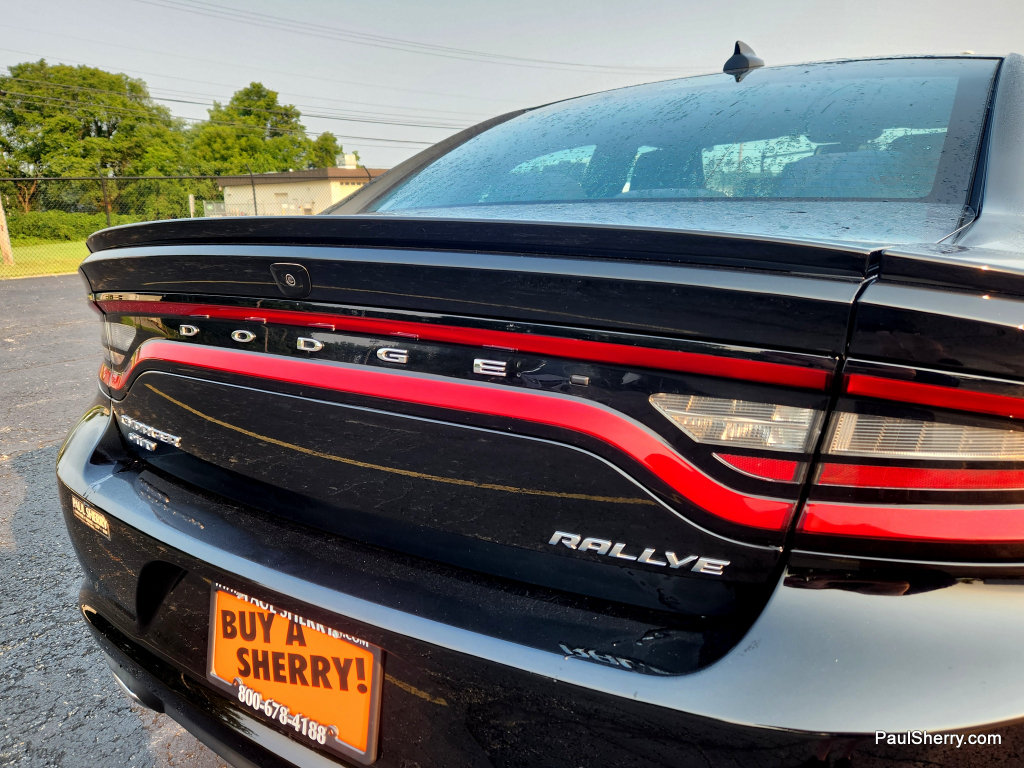 Used 2017 Dodge Charger SXT w/ Rallye Group AWD/4WD image 10