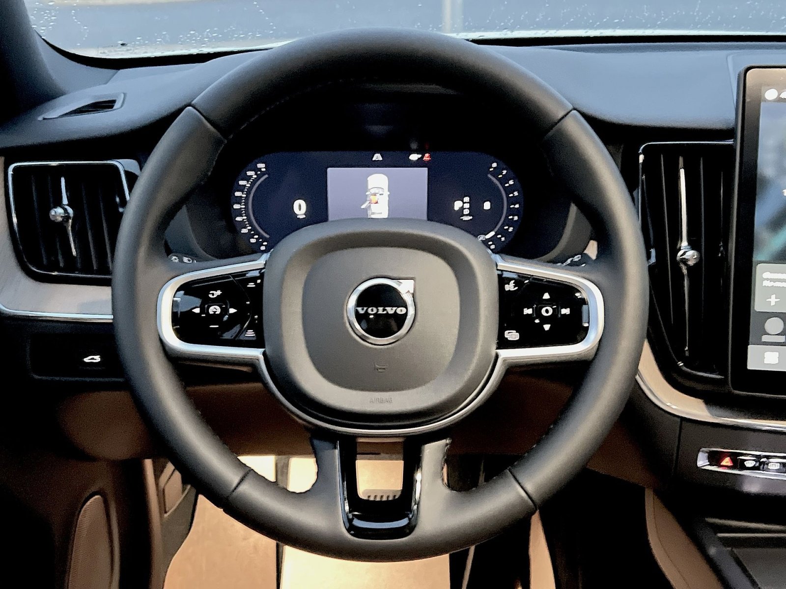 New 2026 Volvo XC60 B5 Plus w/ Protection Package Premier image 16