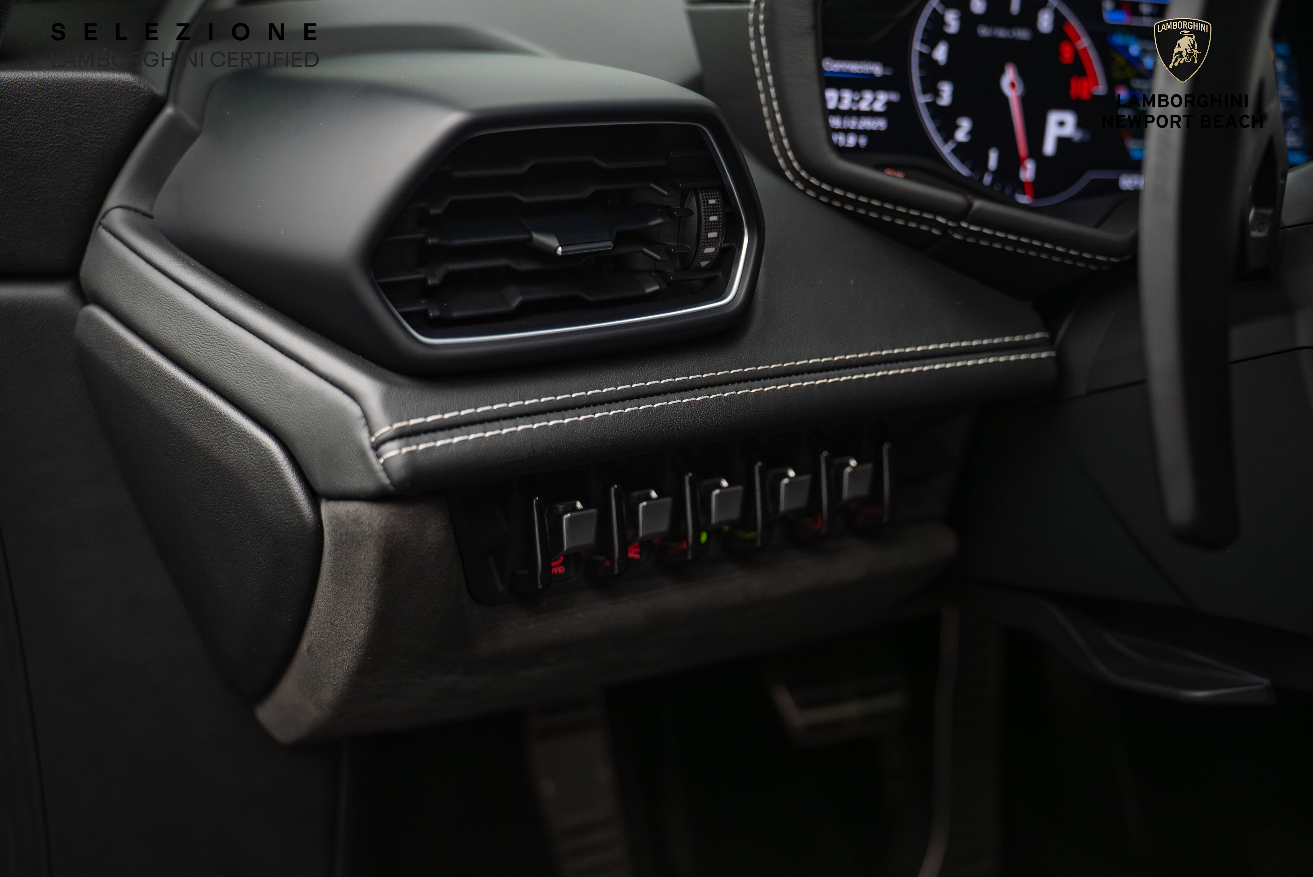 Used 2016 Lamborghini Huracan LP 610-4 image 24