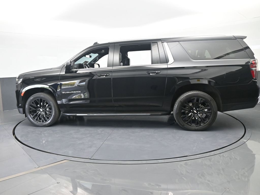 Used 2024 Chevrolet Suburban LS w/ Driver Alert Package RWD image 3