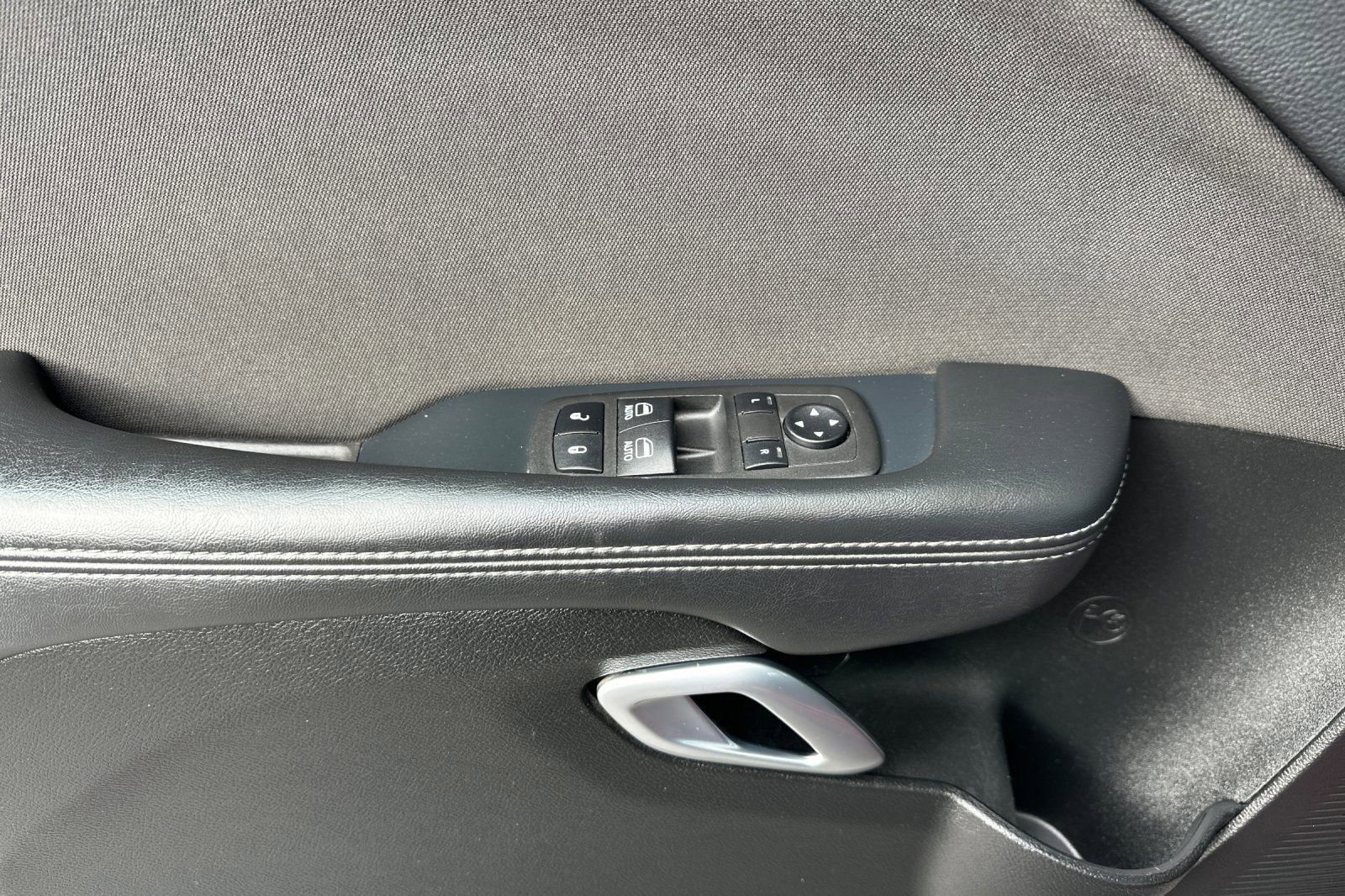 Used 2023 Dodge Challenger R/T image 11