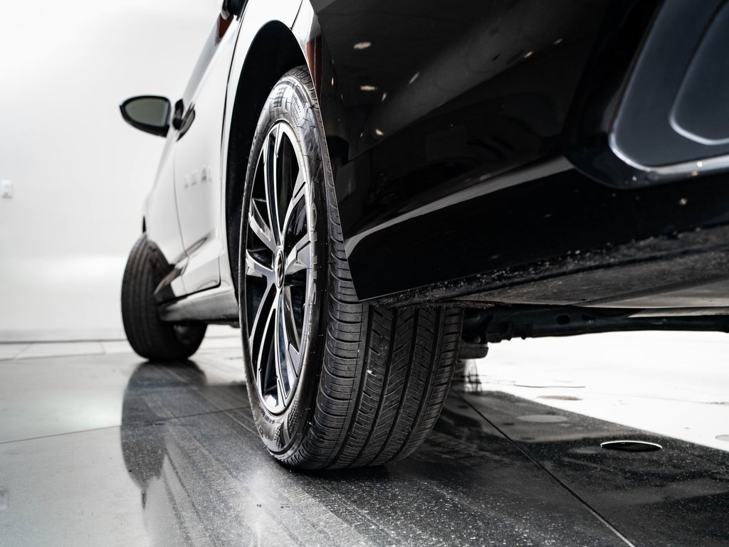 Used 2025 Volkswagen Jetta Sport image 44