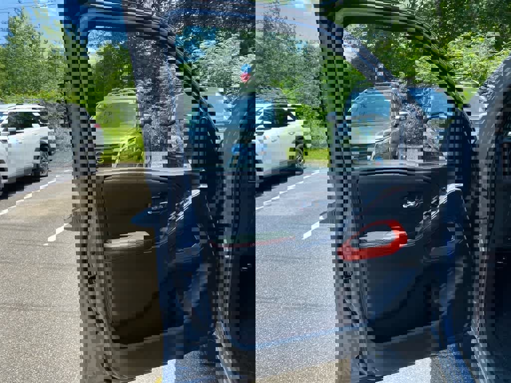 New 2025 Nissan Frontier PRO-4X image 8