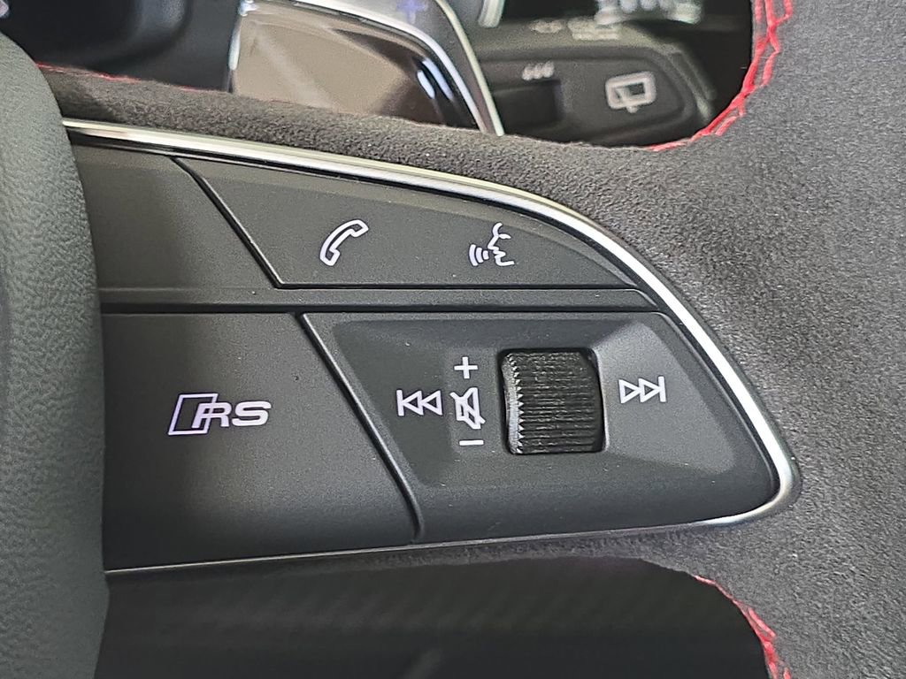 New 2026 Audi RS Q8 performance image 13