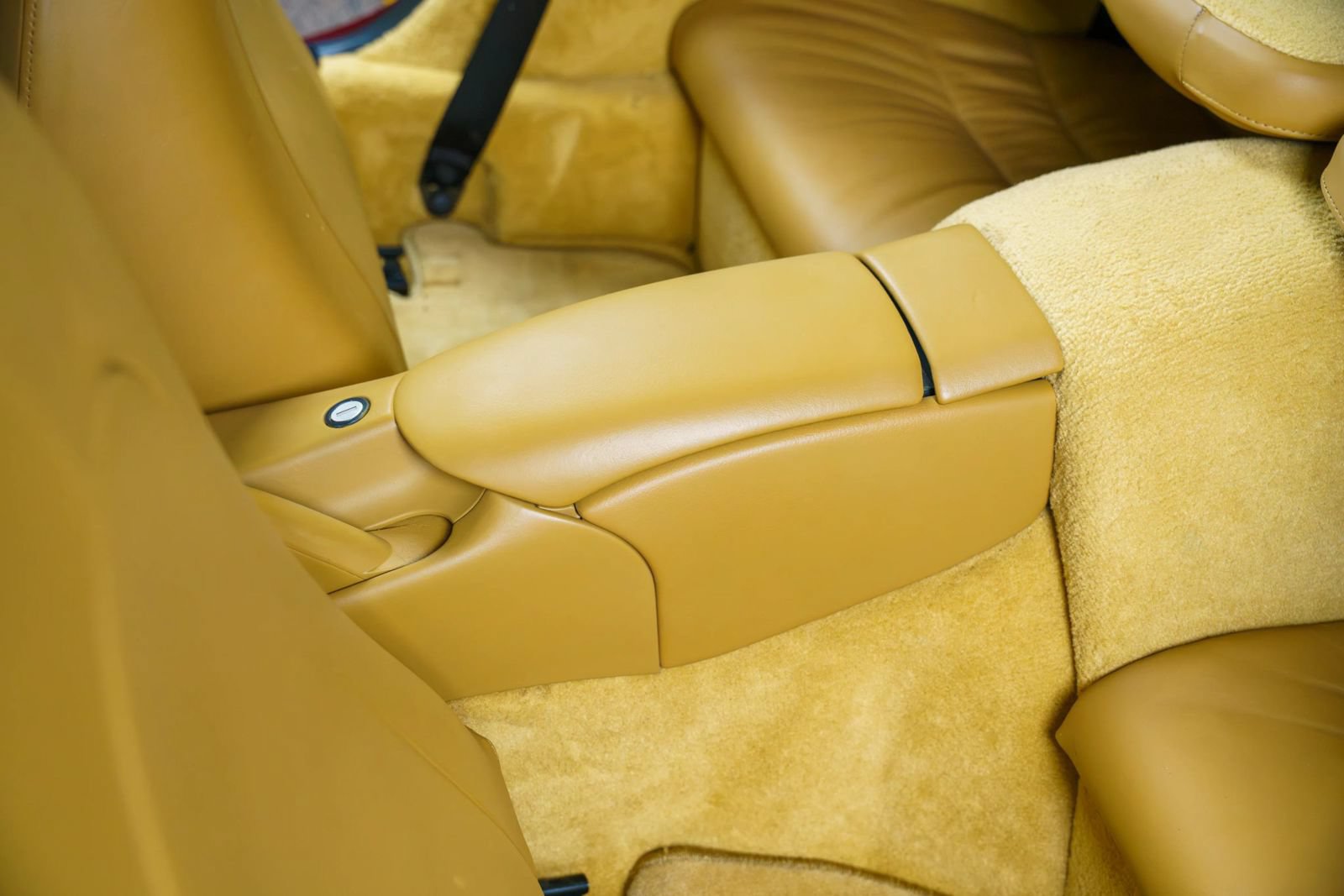 Used 2000 Porsche 911 Carrera image 90