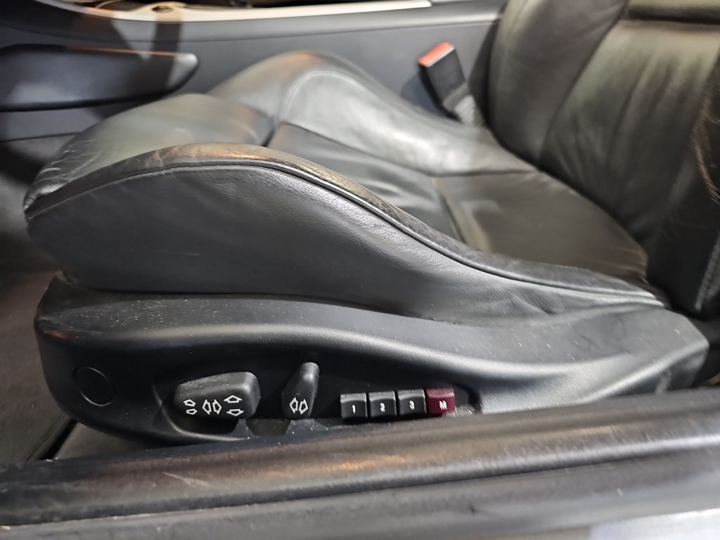 Used 2007 BMW Z4 3.0si RWD image 25