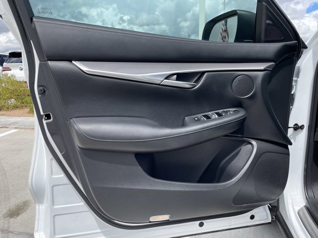 Used 2022 INFINITI QX50 Luxe w/ Cargo Package image 11