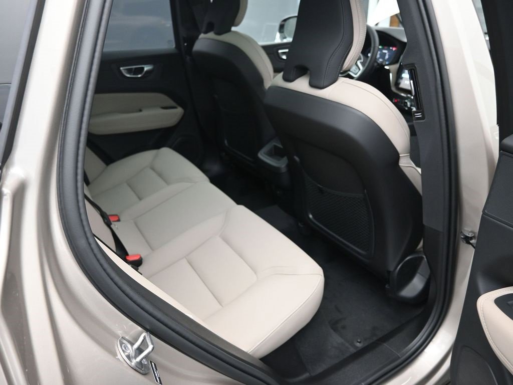 New 2026 Volvo XC60 B5 Plus w/ Protection Package Premier image 34