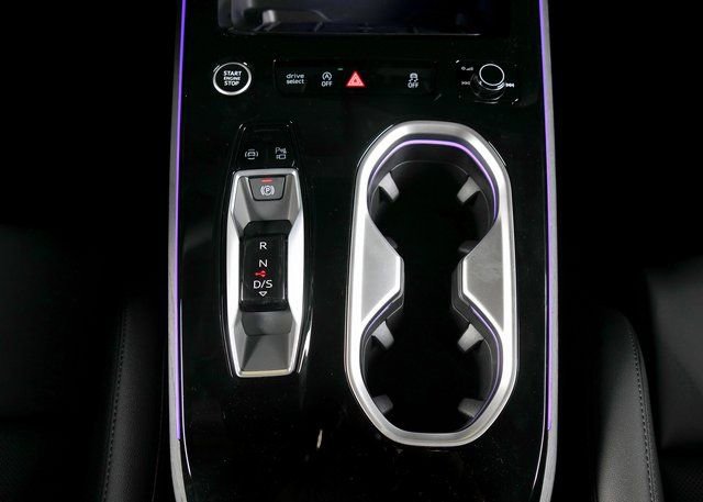 New 2026 Audi A6 Premium Plus AWD/4WD image 14