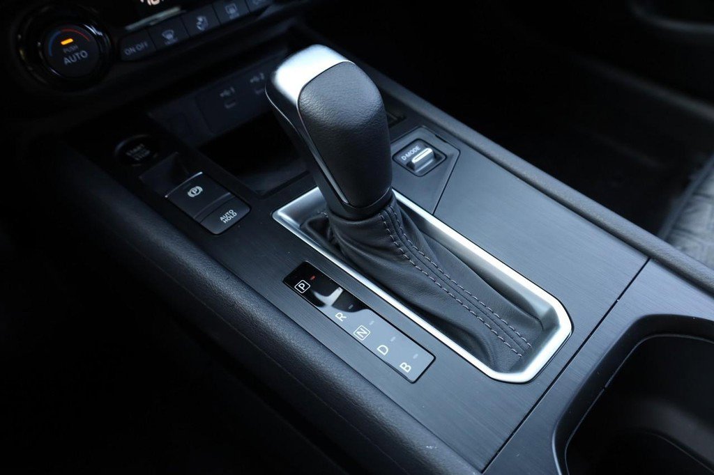 New 2026 Nissan Kicks SV image 16