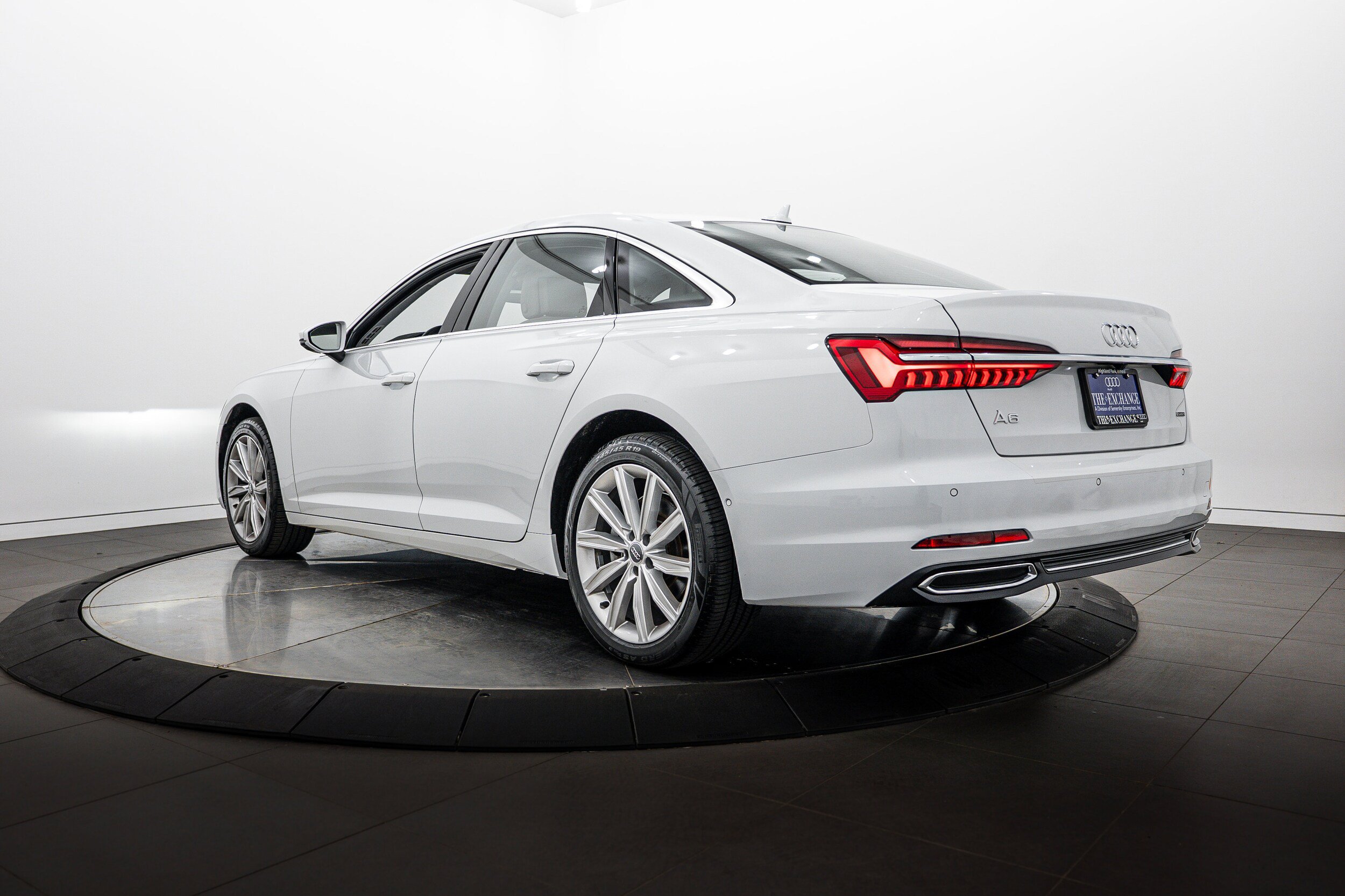 Used 2020 Audi A6 2.0T Premium Plus w/ Premium Plus Package AWD/4WD image 5