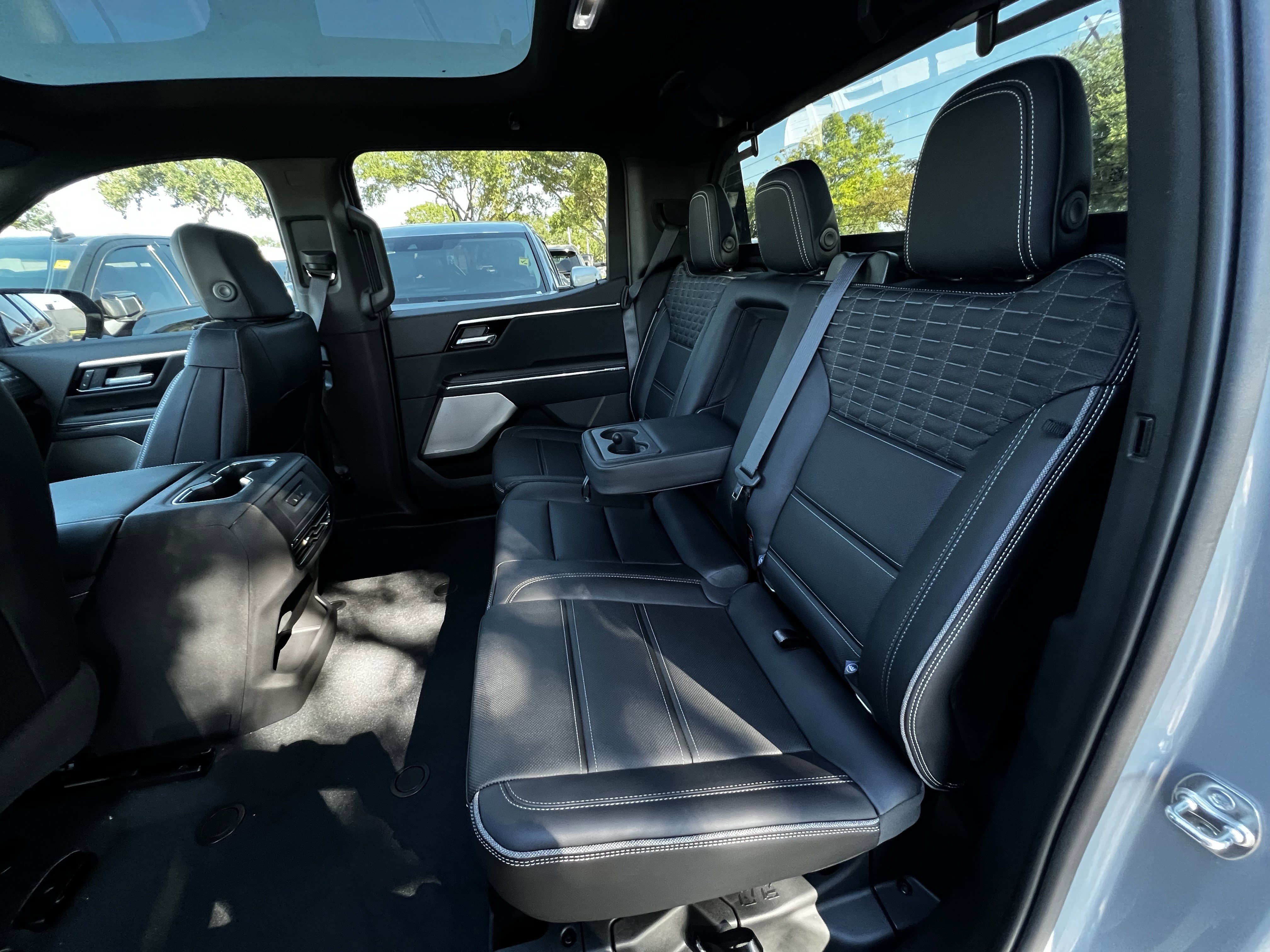 New 2025 GMC Sierra EV Denali image 22