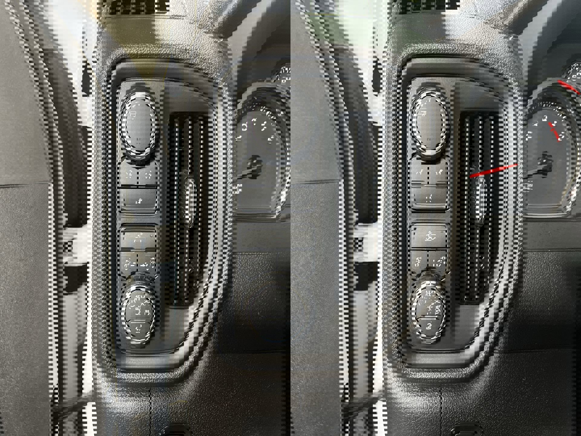 Certified 2023 Chevrolet Silverado 2500 Custom w/ Custom Value Package image 17