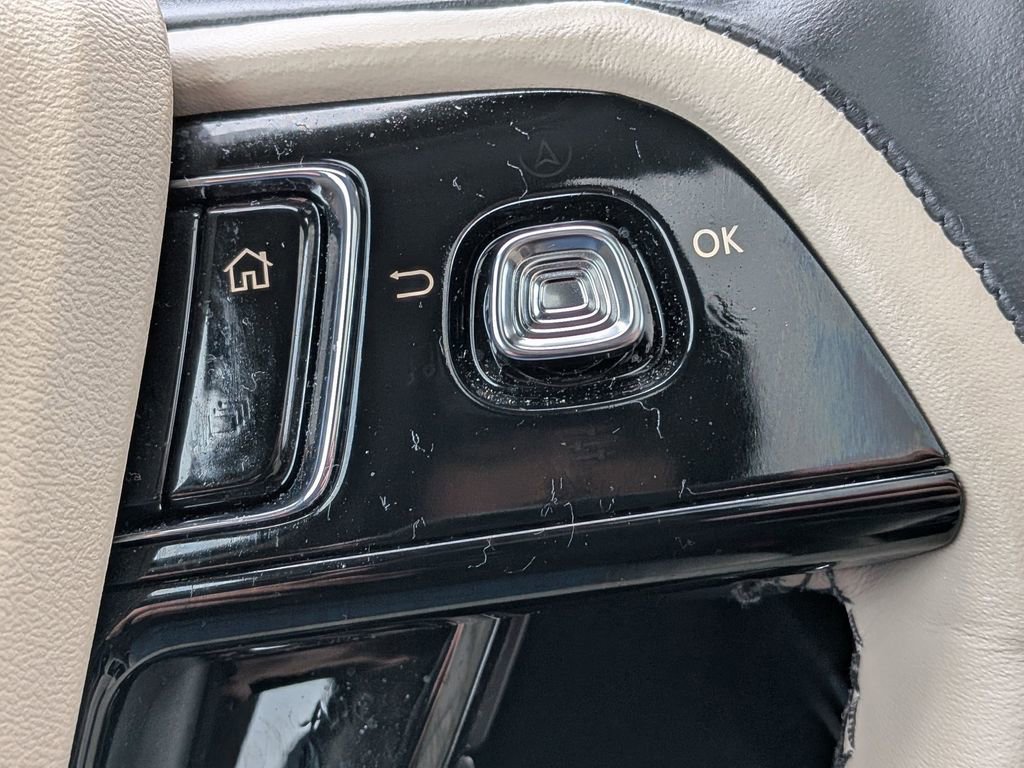 Used 2025 Lincoln Corsair Grand Touring w/ Towing Package image 15