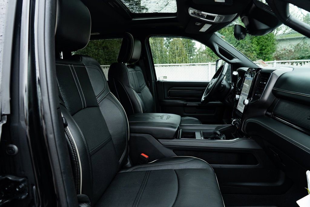 Used 2024 RAM 2500 Limited image 27