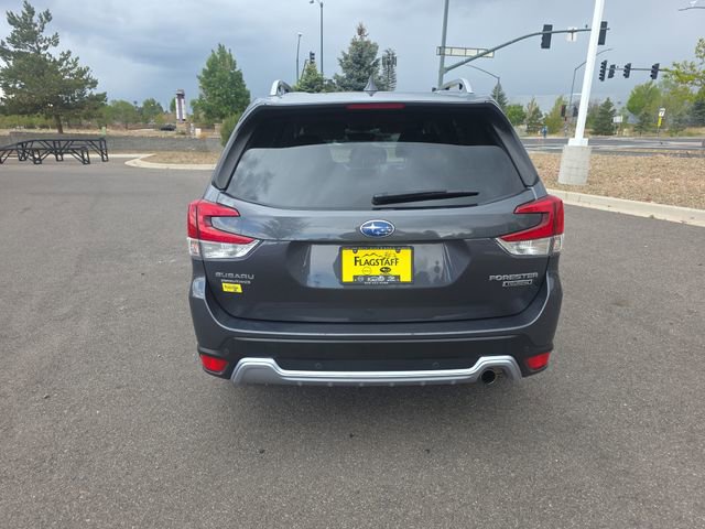 Used 2023 Subaru Forester Touring AWD/4WD image 4