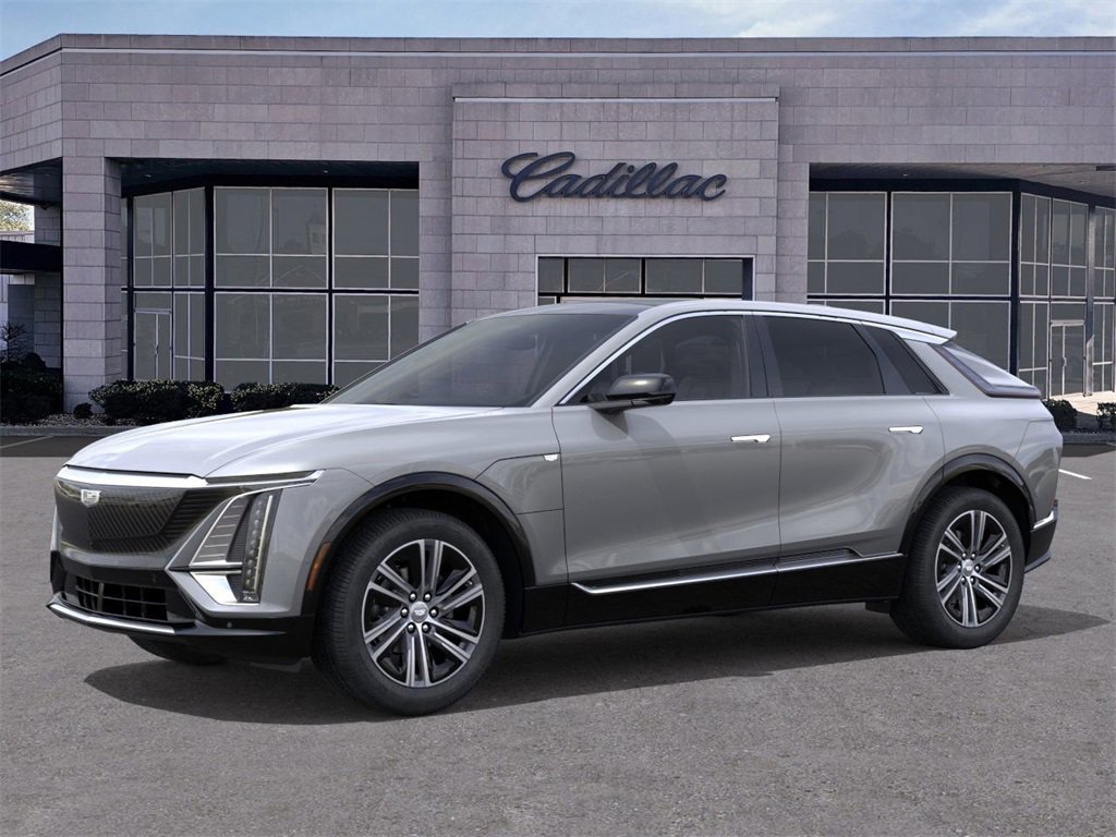 New 2026 Cadillac Lyriq Premium Luxury image 2