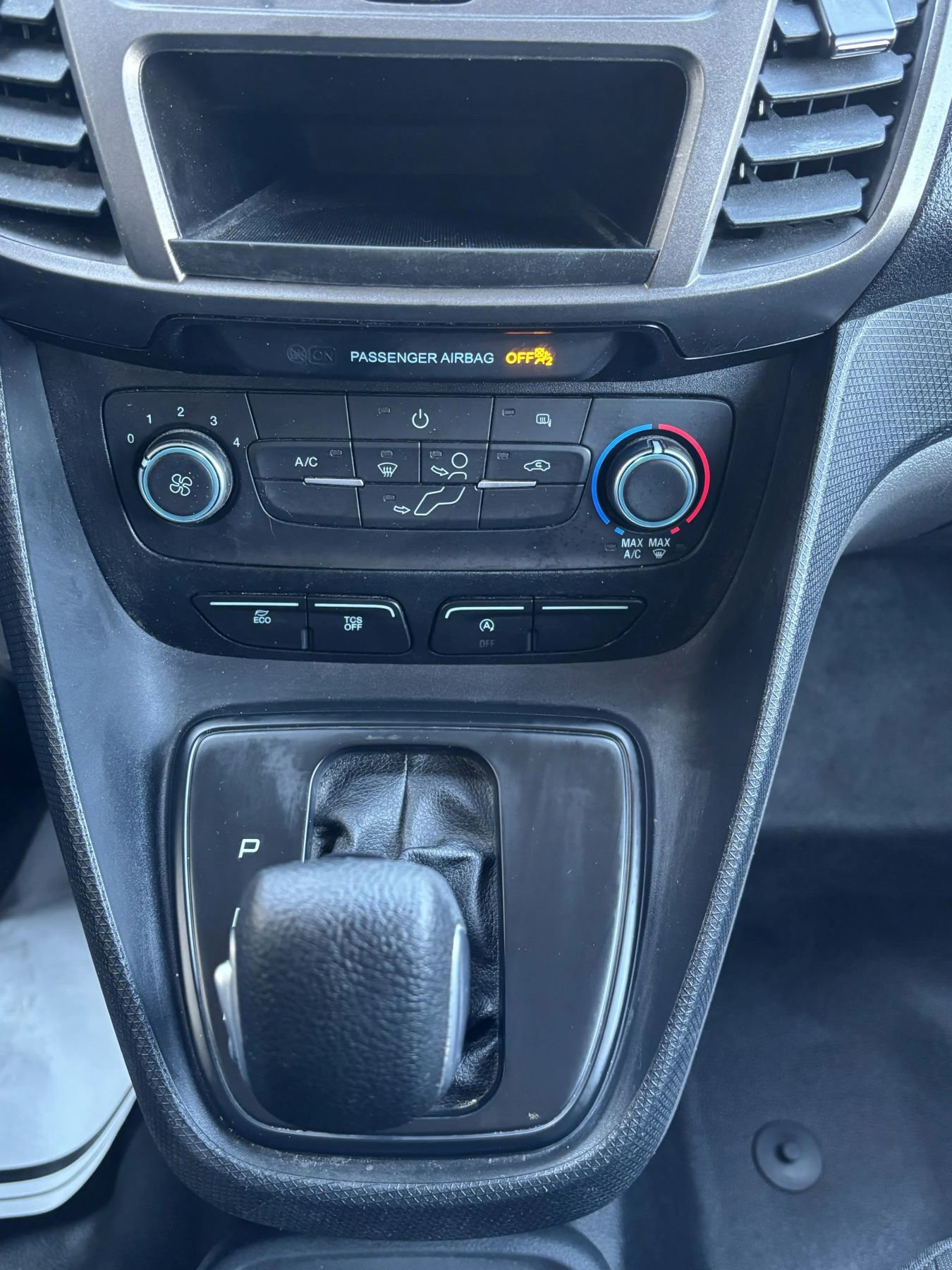 Used 2022 Ford Transit Connect XL image 13