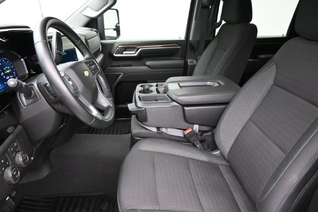 Used 2026 Chevrolet Silverado 2500 LT w/ All Star Edition AWD/4WD image 16