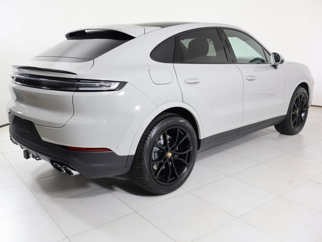 New 2026 Porsche Cayenne Coupe AWD/4WD image 25