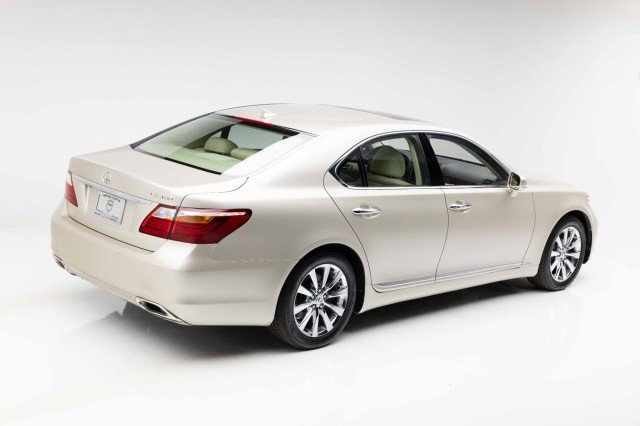 Used 2012 Lexus LS 460 w/ Luxury Value Edition image 3