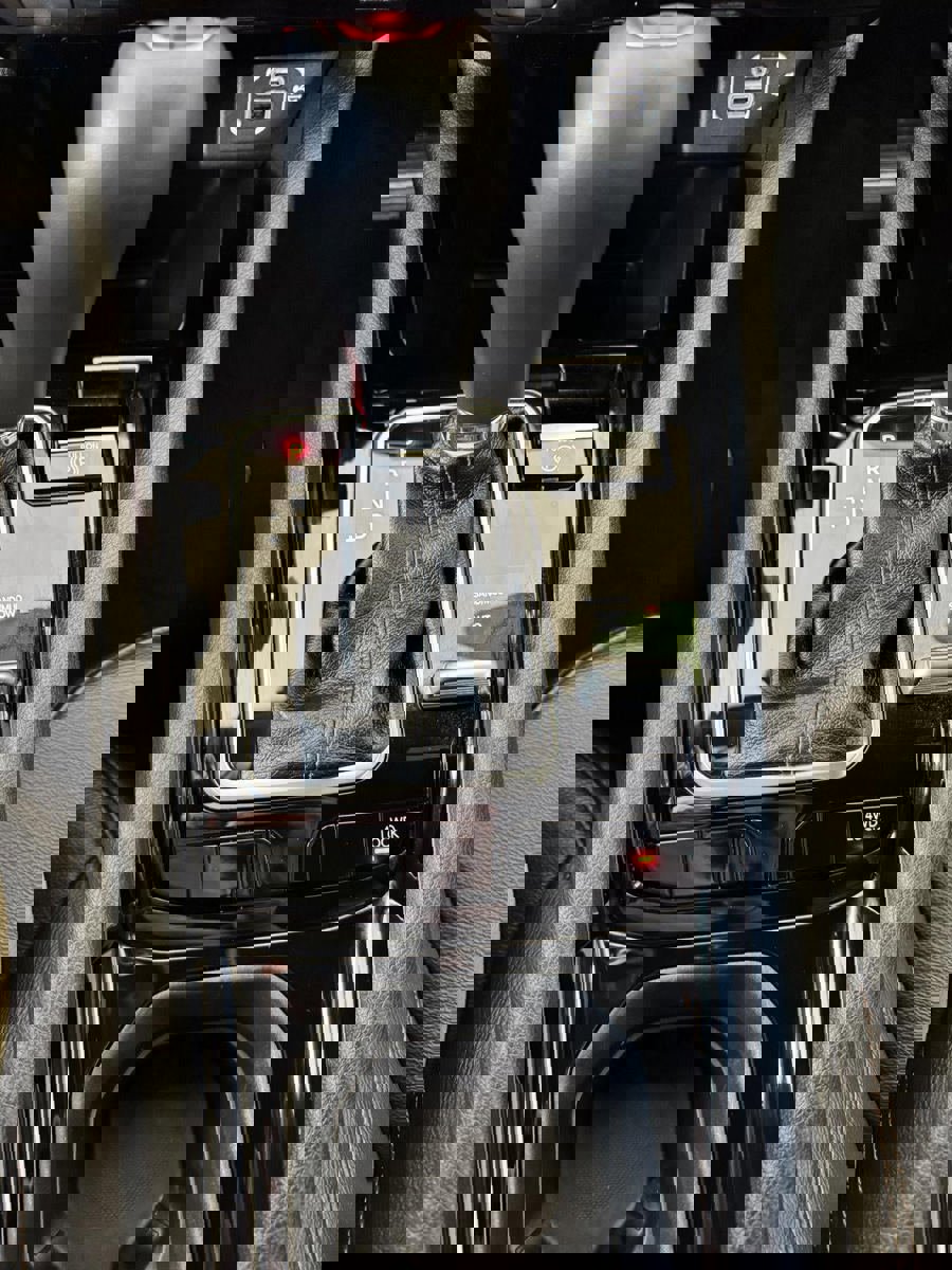 Used 2024 Jeep Compass Limited image 24