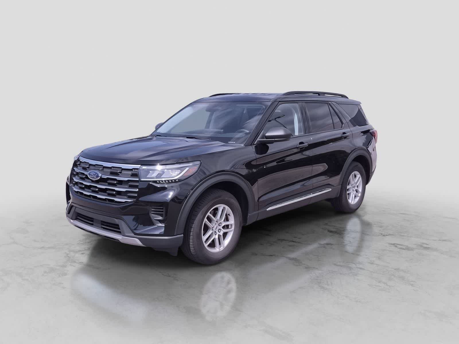 Certified 2025 Ford Explorer Active AWD/4WD image 4