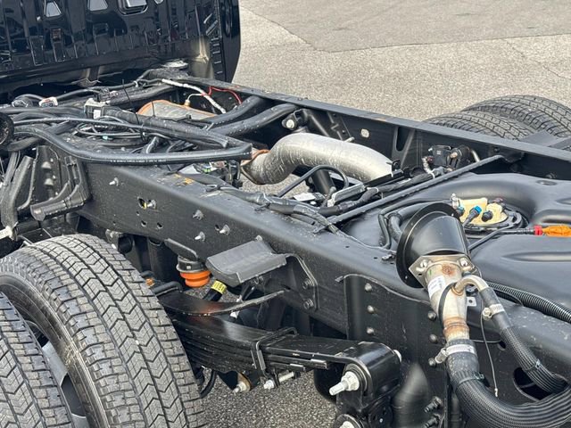 New 2026 Chevrolet Silverado 3500 LT image 14