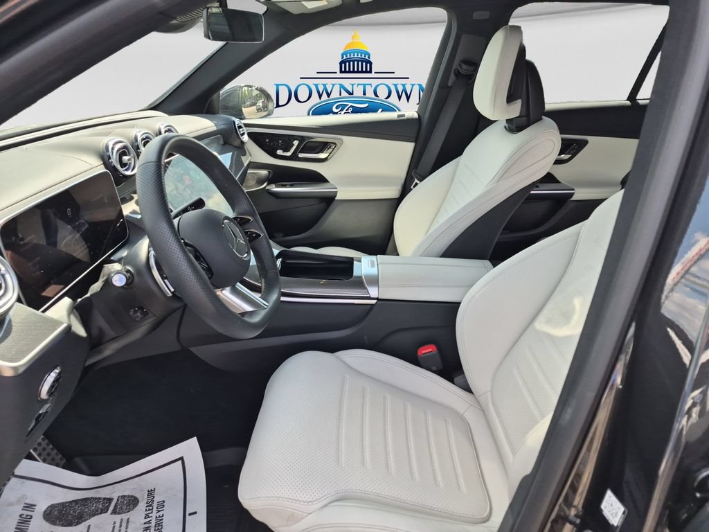 Used 2026 Mercedes-Benz GLC 300 4MATIC image 29