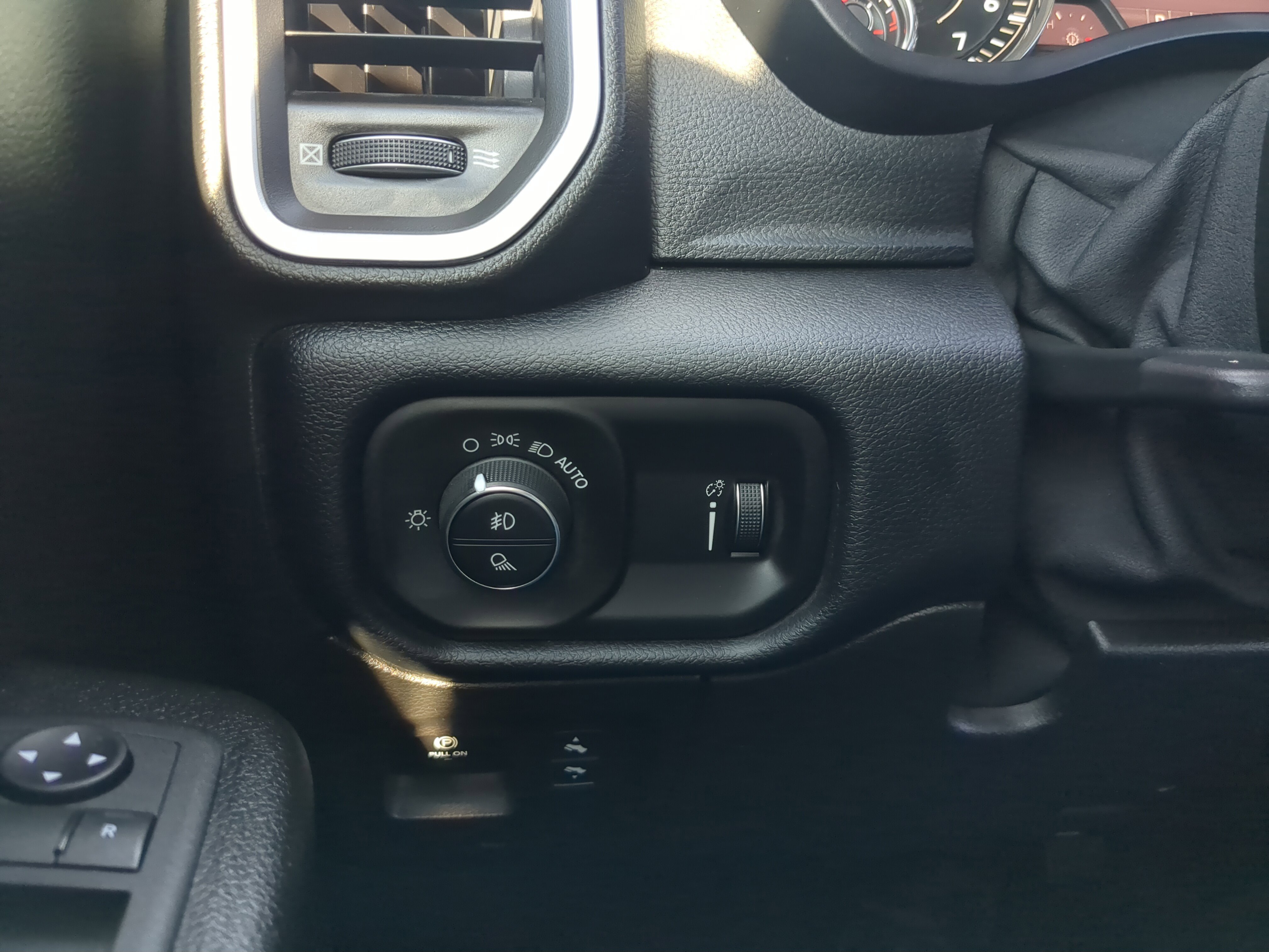 Used 2022 RAM 1500 Big Horn image 27