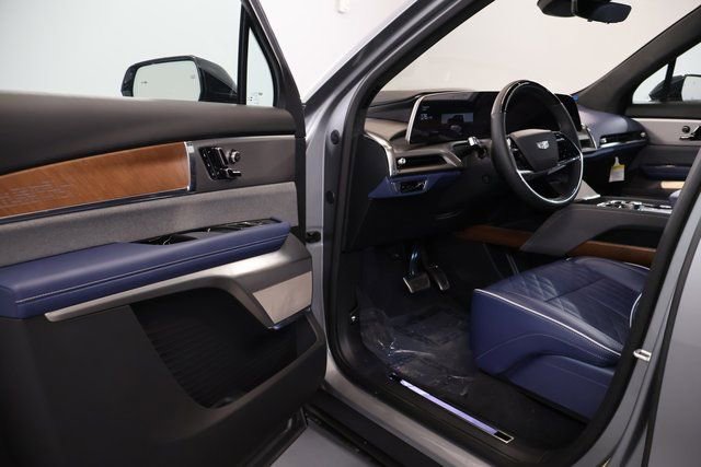New 2026 Cadillac Vistiq Premium Luxury image 6