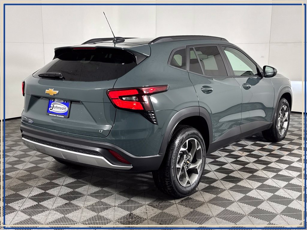 New 2026 Chevrolet Trax LT w/ LT Convenience Package FWD image 6