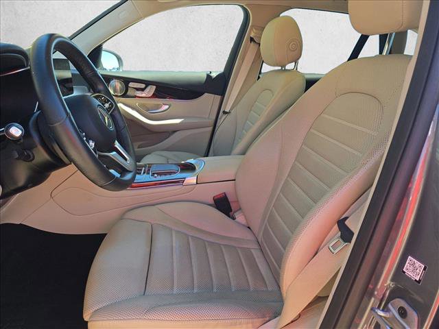 Used 2021 Mercedes-Benz GLC 300 4MATIC image 15