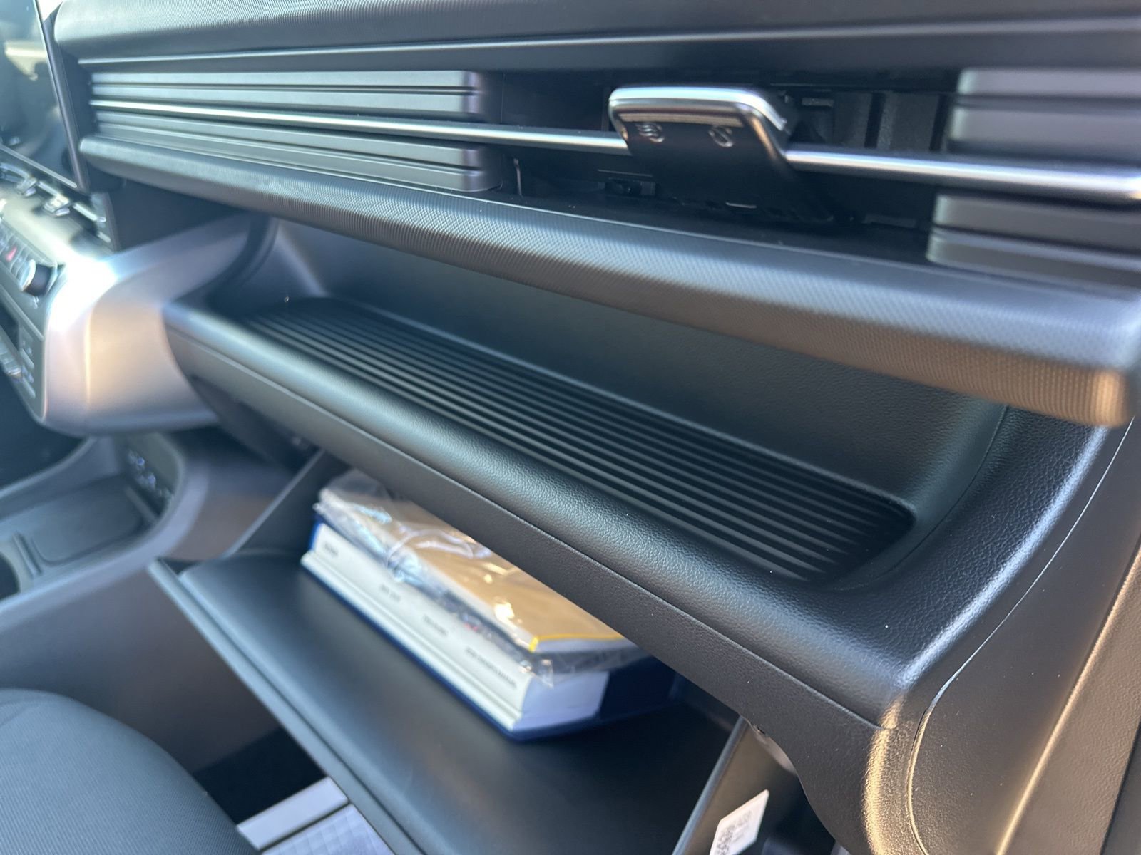 Used 2026 Hyundai Kona SEL Sport image 28