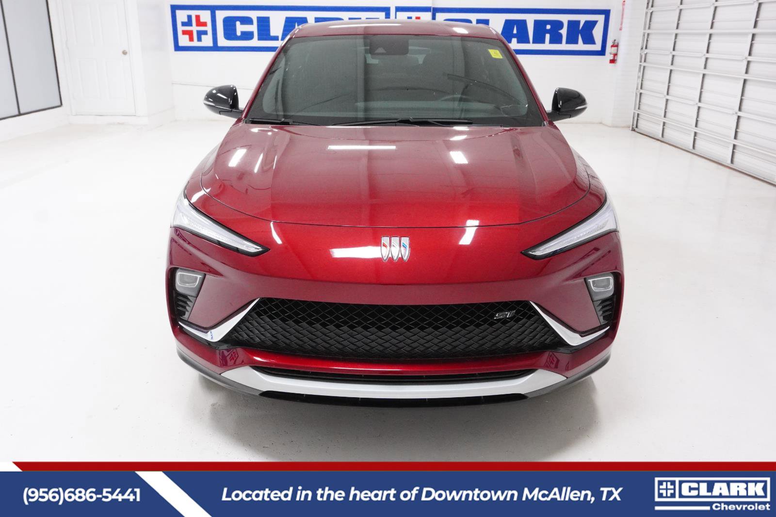 Used 2024 Buick Envista Sport Touring w/ Convenience II Package image 2