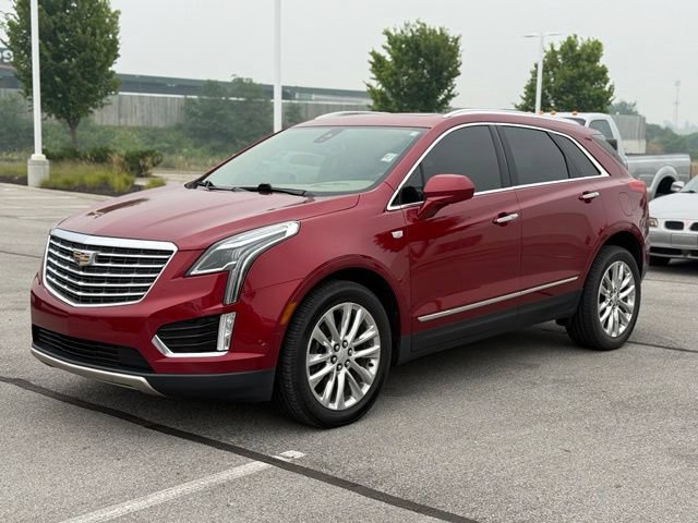 Used 2019 Cadillac XT5 Platinum AWD/4WD image 1