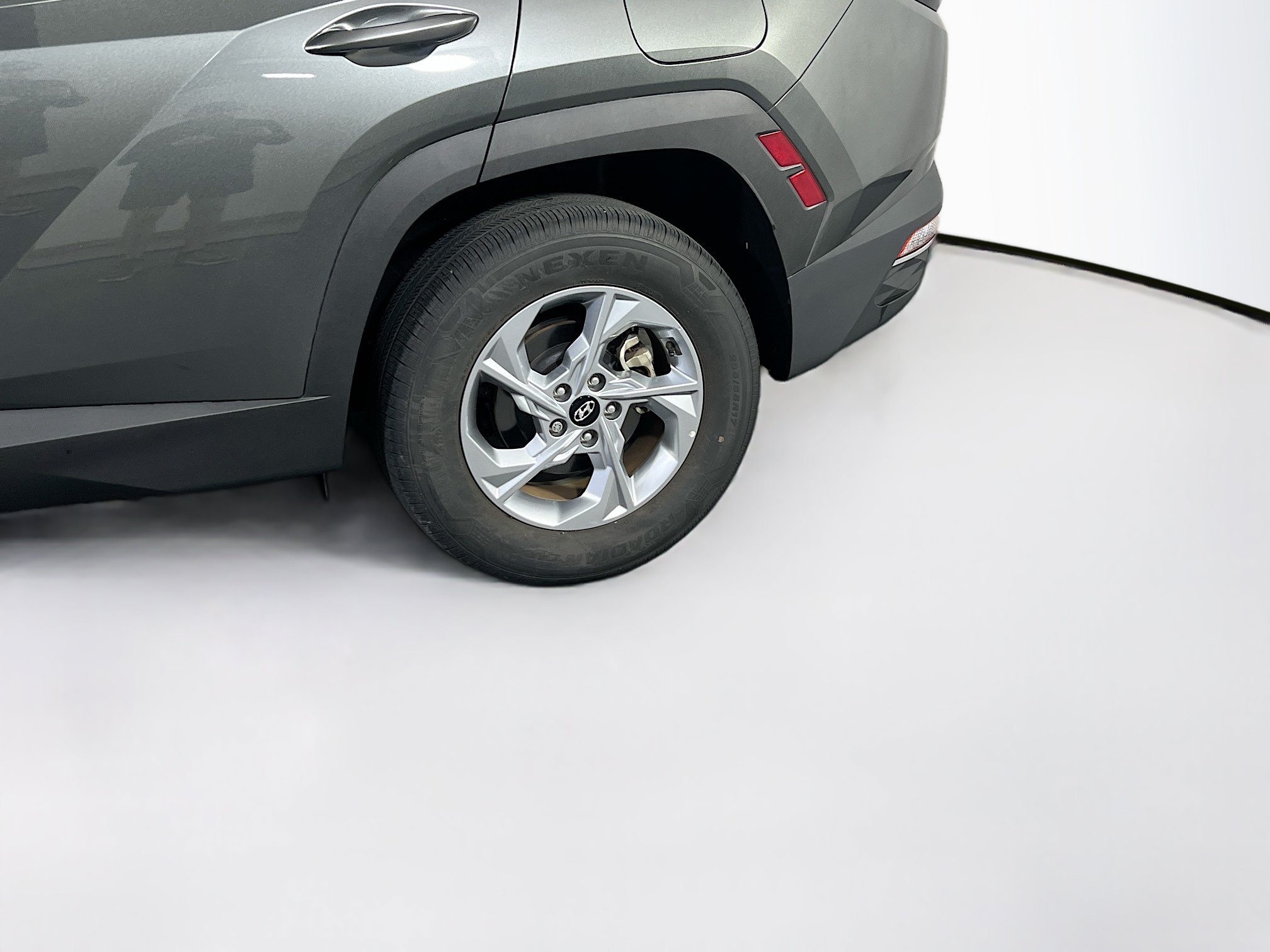 Used 2023 Hyundai Tucson SEL AWD/4WD image 29