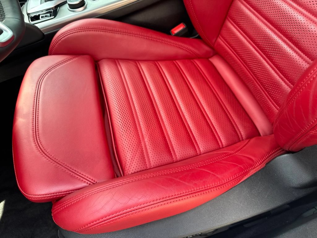 Used 2022 Alfa Romeo Giulia Veloce AWD/4WD image 31