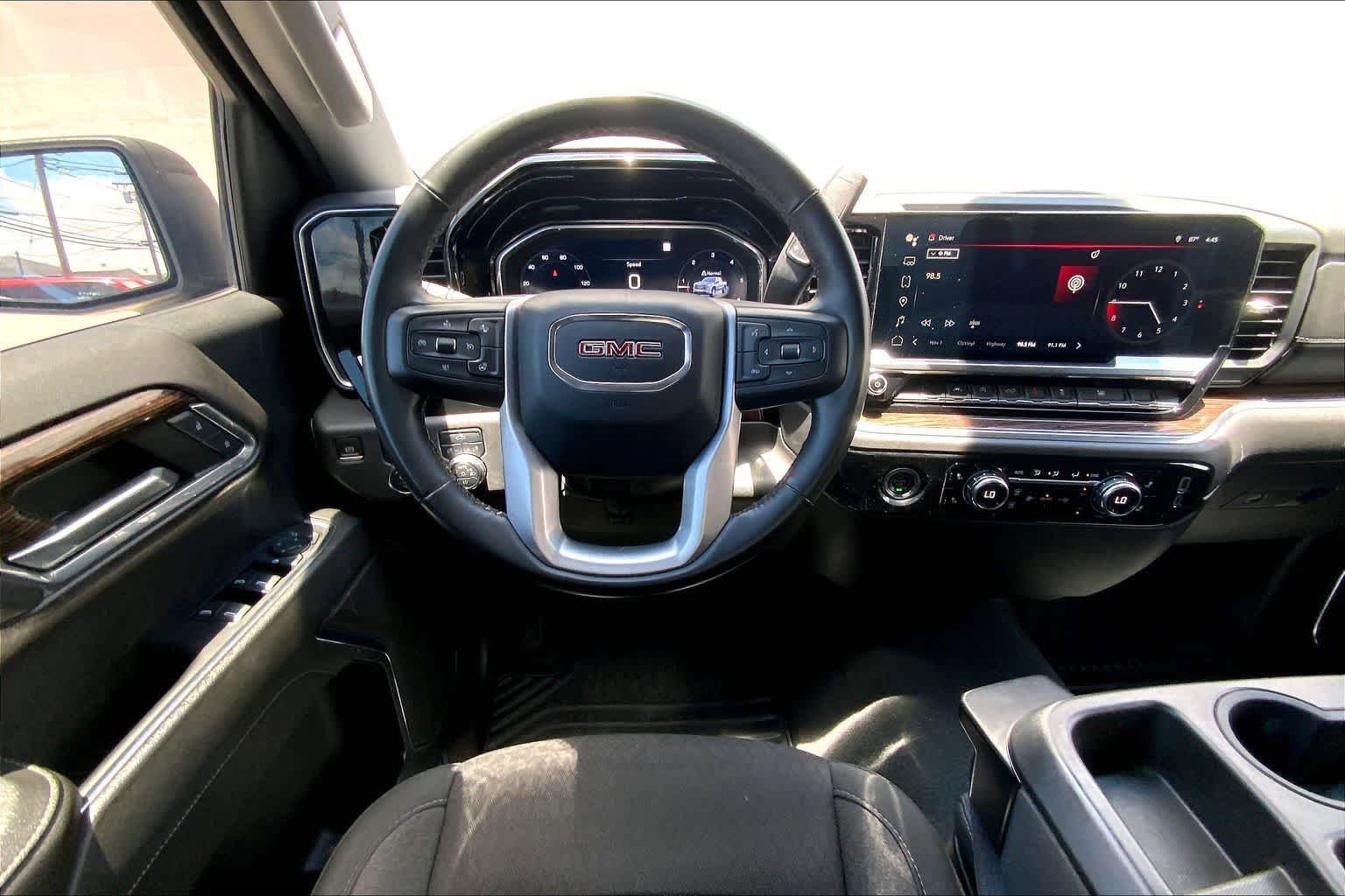Used 2023 GMC Sierra 1500 Elevation RWD image 15