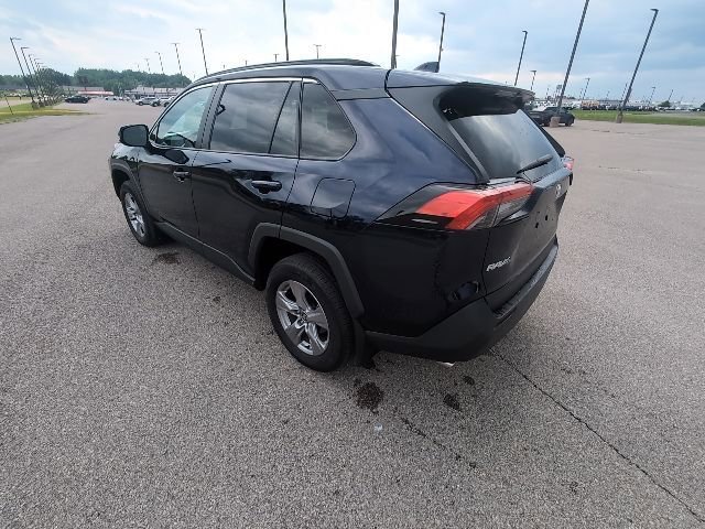 Used 2025 Toyota RAV4 XLE w/ Convenience Package FWD image 8