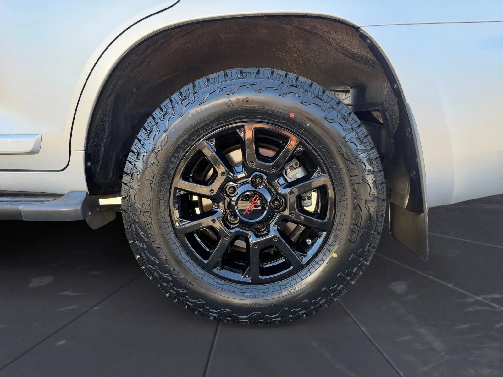 Used 2017 Toyota Land Cruiser AWD/4WD image 28