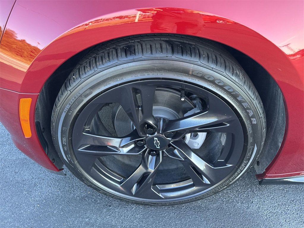 Used 2024 Chevrolet Camaro LT image 16