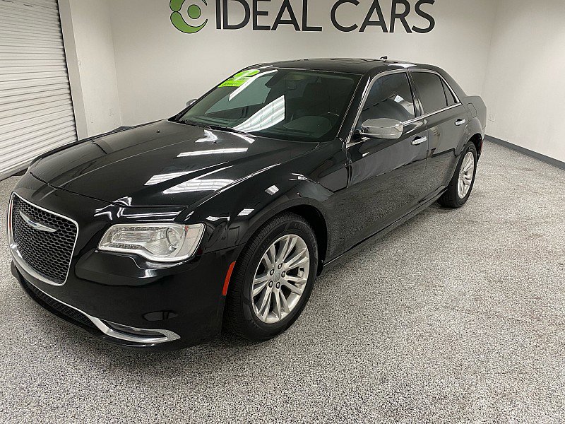 Used 2017 Chrysler 300 C