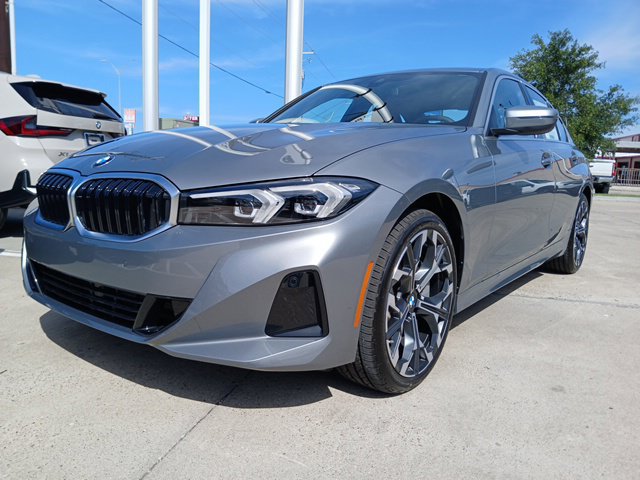New 2026 BMW 330i Sedan w/ Convenience Package RWD image 3