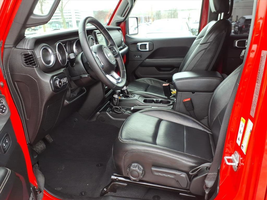 Used 2018 Jeep Wrangler Unlimited Sahara image 10