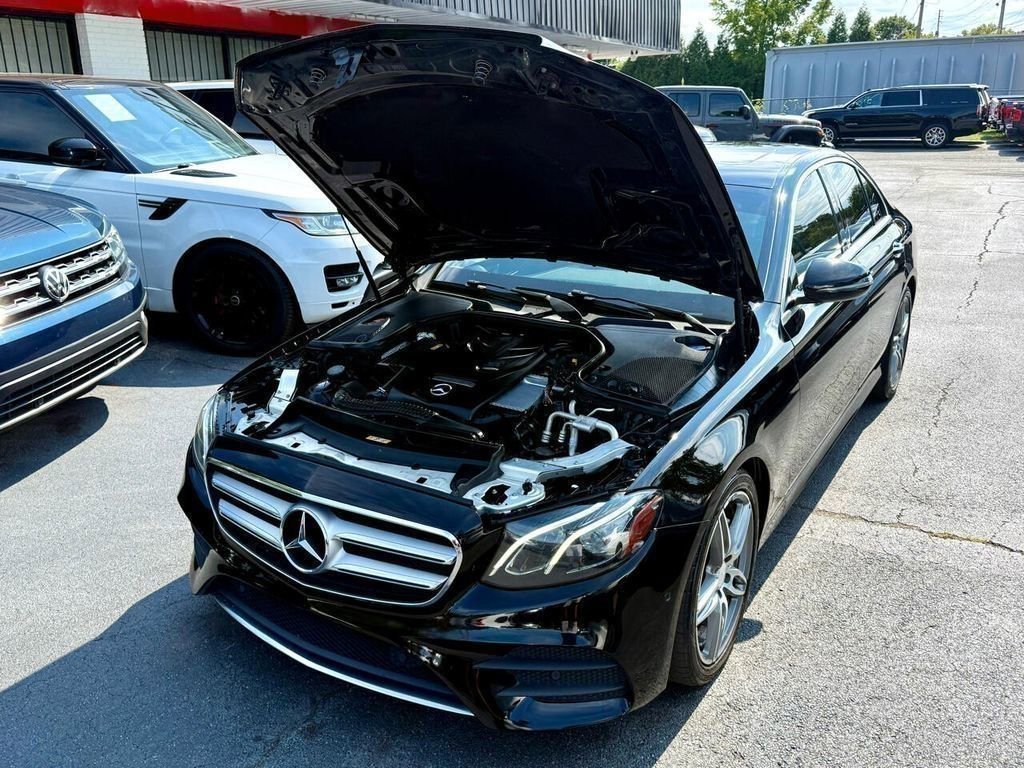 Used 2017 Mercedes-Benz E 300 image 5