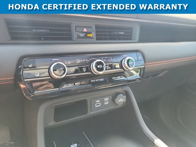 Certified 2025 Honda Pilot TrailSport image 40